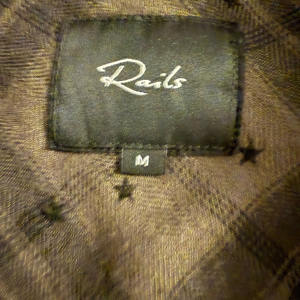 Adorable green plaid Rails flannel with stars Medium - Picture 2 of 4